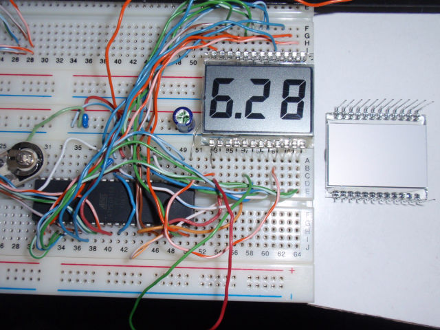 The simplest digital LCD voltmeter with AVR